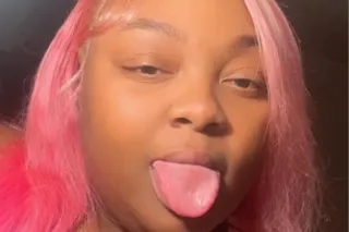 PLUS SIZE QUEEN - 24 - Image 3