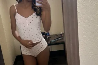 SPECIALS!!NEW IN TOWN!!🤤Unrush... - Image 1