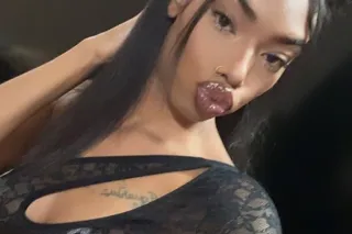 ꧁𝑷𝒆𝒕𝒊𝒕𝒆 𝑺𝒘𝒆𝐞𝐭 𝑻𝒓𝒆𝒂𝒕꧂ - Image 1