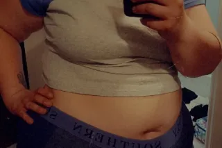 sooo mfn horny, this fat ass jus askin 4 some dick... im so mf wet daddy🤤🤤 - Image 5