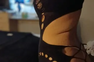 Cum Bow Down 2 Ur Mistress, ur... - Image 4