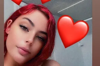 5'2 Slim thick snowbunny HOT &... - Image 2