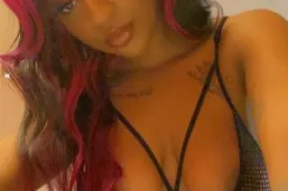 NEW IN TOWN! Sweet, Tight & Ju... - Image 2