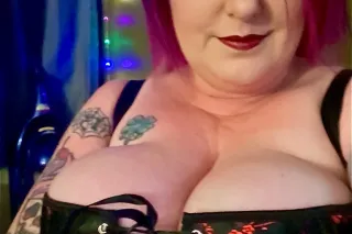 come watch my boobies float in... - Image 4