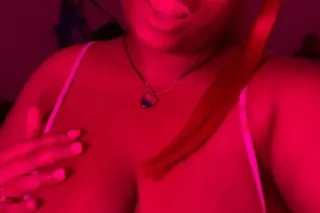 Dick eater outcalls only ask about my bare - Image 1