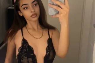 LAST NIGHT HERE 💚 Sexy, Petite Temptation 😍🧩 New PlayGirl Nextdoor 💦😉 Creamy, Wet & Ready To Play 😍💕 INCALL AIRPORT AREA 📍😉 - Image 5