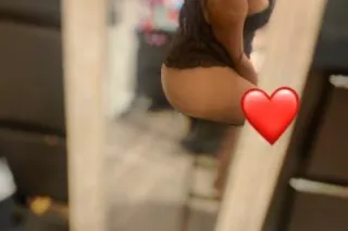 (🍎O U T C A L L S🍎 4 / 1 0funs... - Image 1