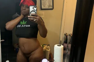 PUSSY💦🚿 ENTREPRENEUR💸💵KUM🍆SEE ... - Image 1