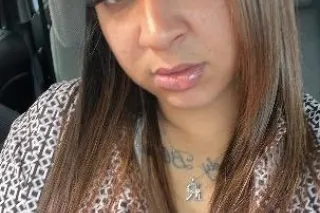 hey babes im sooo horny and im... - Image 1