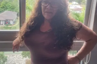 fettish friendly mature lady - Image 6