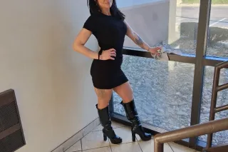 real and ready now can pic or video verify - Image 9