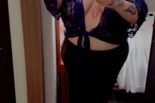 😻YOUR FAV THICK SNOW BUNNY💦 - ... - Image 1