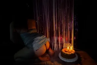 WETT 💦AND READY!!! - Image 4