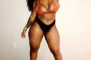 2026 NEW Year New Pussy!!!!! Lets play - Image 5