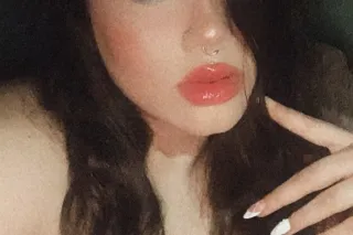 20 YR OLD FEMALE READY TO GIVE YOU A GOOD TIME! AVAILABLE 24/7! YOUR PLEASURE IS MY HIGH! - Image 7