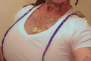 spicy cajun goddess - 36 - Image 1