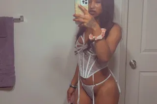 💦 🍭🍬TREAT YOURSELF TO HEAVEN O... - Image 1