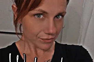 Ms Britt Bratt - Image 5