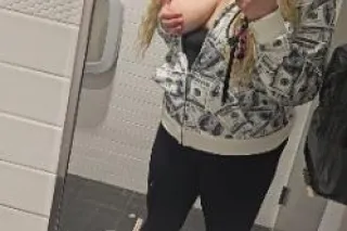 the right choice - 33 - Image 4