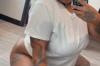 💚ASIAN 💚THICK AND READY🍭🧁 " Cr... - Image 3