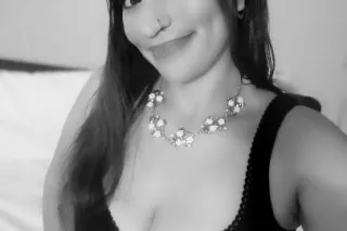 ✨😘 im located near the airport so jus lmk hr n hhr visits. also im accepting cash only right now! thank u😘✨ - Image 6