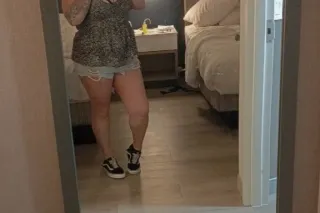 Come see me, THAT COCK AINT GO... - Image 1