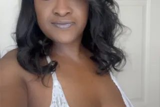 🍆👅💦YOUR FAVORITE CHOCOLATE GOD... - Image 3