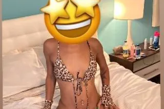 The Best Tinyy Freakk In Town😍... - Image 4