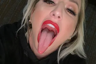 Quinn Waters adult star - Image 8