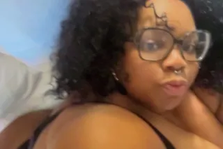 Bend me over, Pull my Panties ... - Image 3