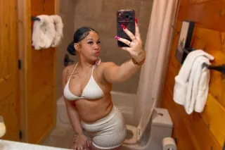 cum see me 😌 - Image 2