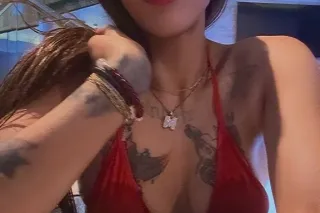 2 Girls Available!! - Image 7