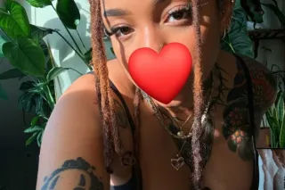 🦋Hey New Girl In The City🦋💦Loo... - Image 1