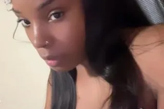 OutCalls,CarPlay - 23 - Image 1