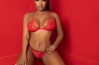 im in the city lets party !! -... - Image 3