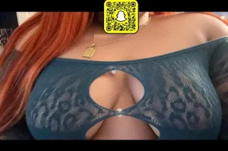 Cum Make Your Night Unforgettable With a Thick Creamy Snow Bunny 🥰😫 - Image 2