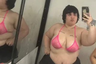 120 QV CAR DATE 👅💦 2 GIRL AVAI... - Image 4