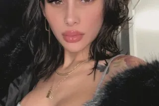 LATE NIGHT PETITE TREAT 💋 - 22 - Image 4