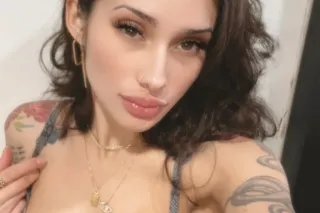 LATE NIGHT PETITE TREAT 💋 - 22 - Image 1