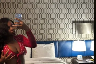 New in town 📍BNA📍 💦 Erotic , E... - Image 4