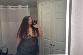 do you have a titty fetish 😏 O... - Image 1