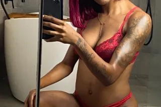 🌹PETITE CHOCOLATE PLAYMATE CLA... - Image 1