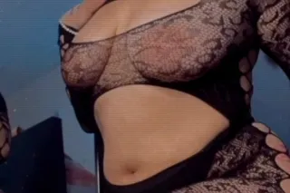 🎁💞 BACK IN TOWN✨ CAR DATE SPEC... - Image 1