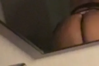 Meet a pretty girl - 26 - Image 1