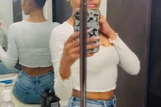 Sexy, tasty, and beautiful - Image 2