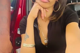 Sexy, tasty, and beautiful - Image 4