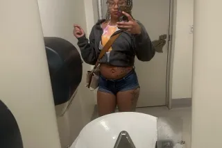 OUTCALLS EAST LA /💙 SEXY GREEN... - Image 2