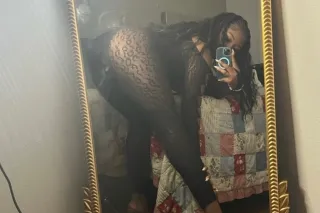 💗OUT/CAR ONLY💕📲LETS HAVE SOME FUN! 🤪👩🏿‍❤️‍💋‍👩🏽 - Image 6