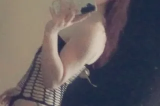 looking for a little fun - 27 - Image 1