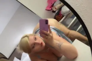 what's the hold up I'm trying ... - Image 4